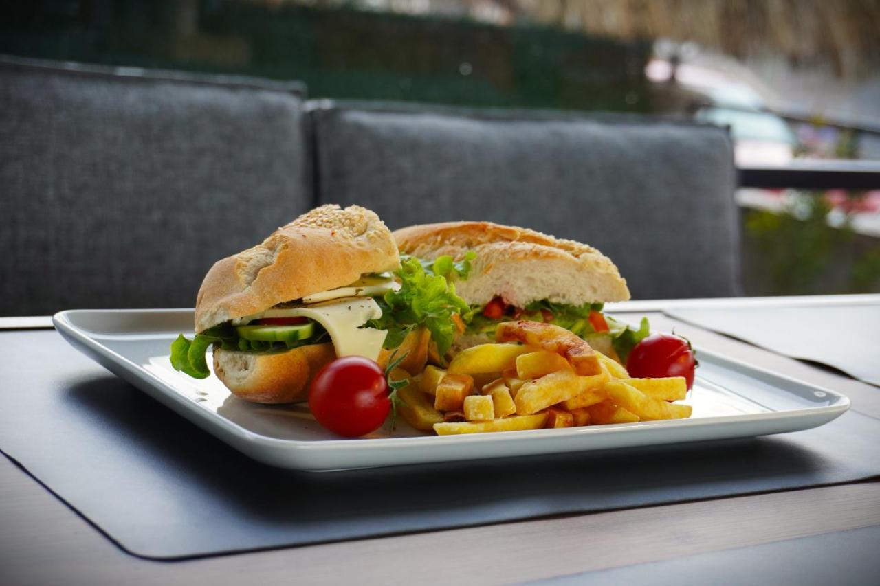דיקילי Reynabe Boutique Hotel מראה חיצוני תמונה