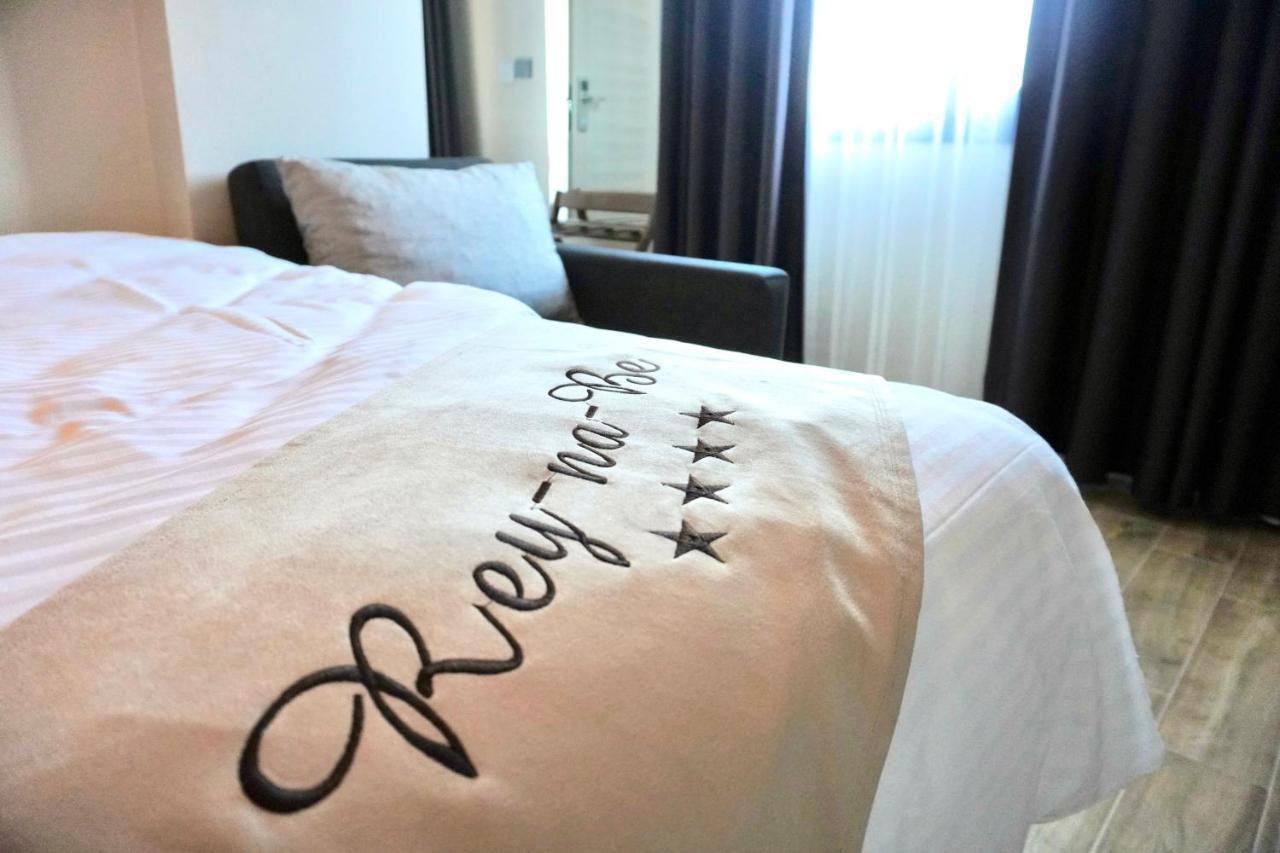 דיקילי Reynabe Boutique Hotel מראה חיצוני תמונה